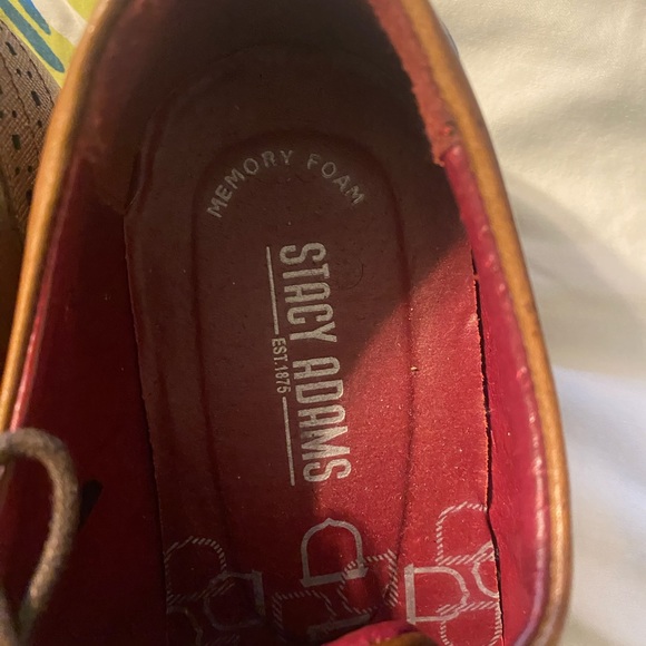 One pair of men shoes size 9 - Picture 4 of 4